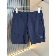 Canada Goose Short Pants